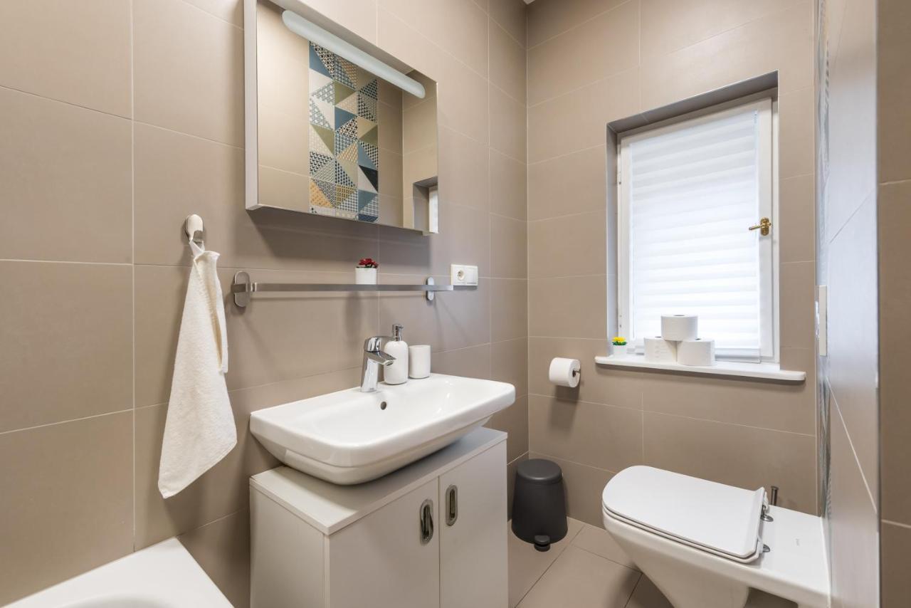 Wonderful Apartment Next To The Jerusalem Synagogue Прага Екстериор снимка