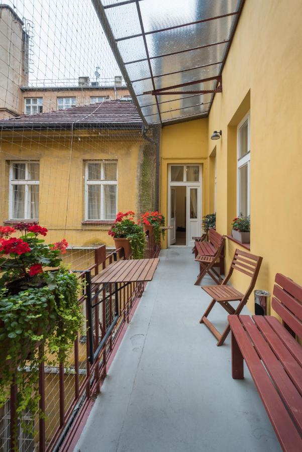 Wonderful Apartment Next To The Jerusalem Synagogue Прага Екстериор снимка